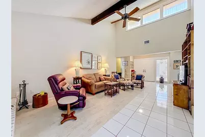 6010 Courtside Drive, Bradenton, FL 34210 - Photo 9