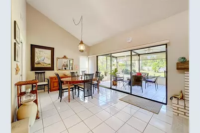 6010 Courtside Drive, Bradenton, FL 34210 - Photo 11