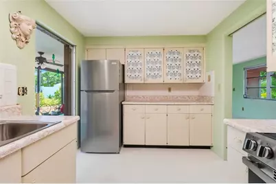 437 Beach Park Boulevard, Venice, FL 34285 - Photo 13