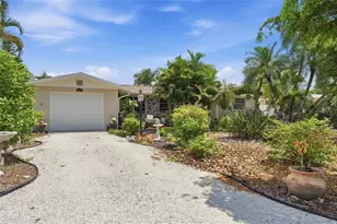 437 Beach Park Blvd, Venice, FL 34285 - Photo 3
