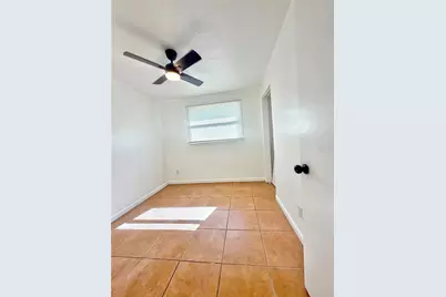 3724 Taro Place, Sarasota, FL 34232 - Photo 11