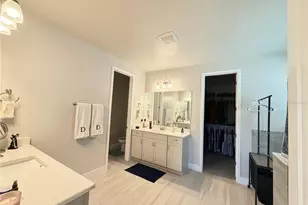 5769 Long Shore Loop, Sarasota, FL 34238 - Photo 17