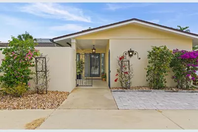 7215 Westmoreland Drive, Sarasota, FL 34243 - Photo 3