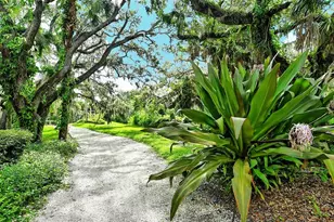 3262 Cross Creek Dr, Sarasota, FL 34231 - Photo 33