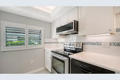 3262 Cross Creek Drive #3262, Sarasota, FL 34231 - Photo 17