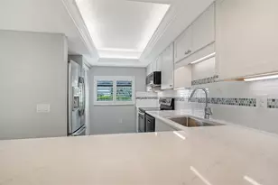 3262 Cross Creek Dr, Sarasota, FL 34231 - Photo 15