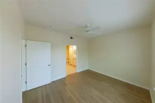4138 Central Sarasota Pkwy, Sarasota, FL 34238 - Photo 11