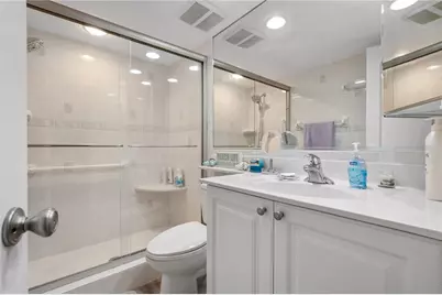 3806 Gulf Of Mexico Drive #C209, Longboat Key, FL 34228 - Photo 15