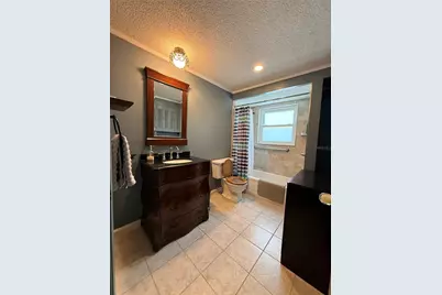 318 Venice East Boulevard, Venice, FL 34293 - Photo 35