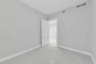 275 1st Ave S, Saint Petersburg, FL 33701 - Photo 29