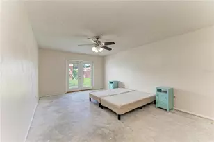 2219 Lockwood Meadows Cir, Sarasota, FL 34234 - Photo 39