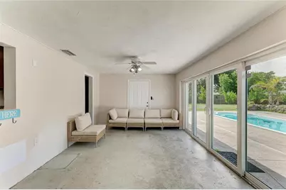2219 Lockwood Meadows Circle, Sarasota, FL 34234 - Photo 13