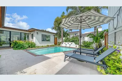 556 N Washington Drive, Sarasota, FL 34236 - Photo 5