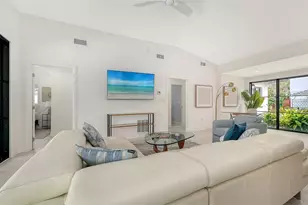 556 N Washington Dr, Sarasota, FL 34236 - Photo 13