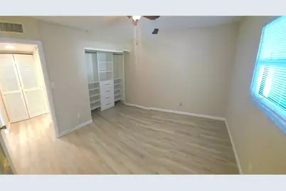1650 Pine Tree Lane #204, Sarasota, FL 34236 - Photo 15