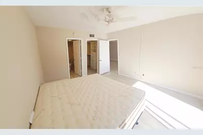 1650 Pine Tree Lane #204, Sarasota, FL 34236 - Photo 9