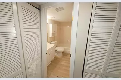 1650 Pine Tree Lane #204, Sarasota, FL 34236 - Photo 13