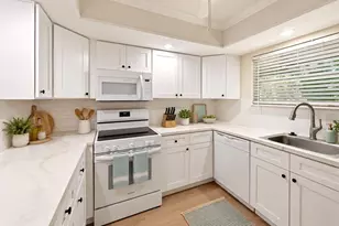 10407 Waterbird Way, Bradenton, FL 34209 - Photo 11