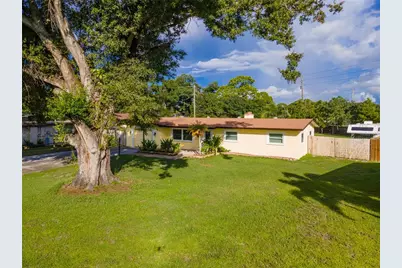 1126 Carmella Circle, Sarasota, FL 34243 - Photo 3