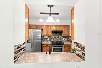 1126 Carmella Circle, Sarasota, FL 34243 - Photo 9