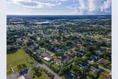 1126 Carmella Circle, Sarasota, FL 34243 - Photo 35