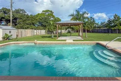 1126 Carmella Circle, Sarasota, FL 34243 - Photo 21