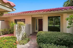 4802 Kestral Park Cir, Sarasota, FL 34231 - Photo 1