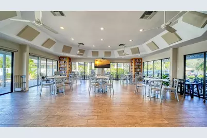 4802 Kestral Park Circle #22, Sarasota, FL 34231 - Photo 29