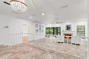 4802 Kestral Park Cir, Sarasota, FL 34231 - Photo 13