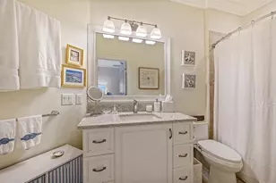 1359 Tearose Pl, Sarasota, FL 34239 - Photo 29