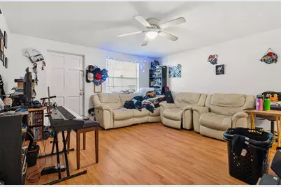 3607 47th Avenue W, Bradenton, FL 34210 - Photo 7