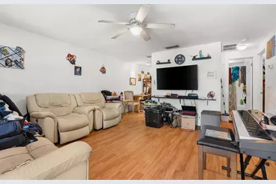 3607 47th Avenue W, Bradenton, FL 34210 - Photo 5