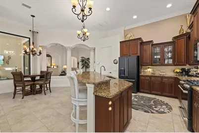 7651 Portstewart Drive, Lakewood Ranch, FL 34202 - Photo 5