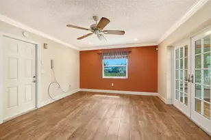 4090 Groveland Ave, Sarasota, FL 34231 - Photo 11