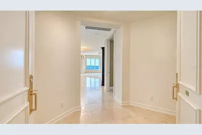 340 S Palm Avenue #101, Sarasota, FL 34236 - Photo 5