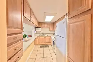 7701 Starkey Rd, Seminole, FL 33777 - Photo 21