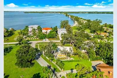 507 Palma Sola Boulevard, Bradenton, FL 34209 - Photo 1