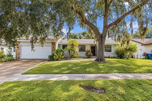 2475 Wood Oak Dr, Sarasota, FL 34232 - Photo 3
