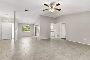 2475 Wood Oak Dr, Sarasota, FL 34232 - Photo 19