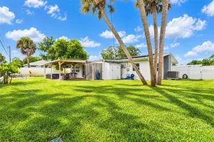 315 Azalea Rd, Venice, FL 34293 - Photo 29