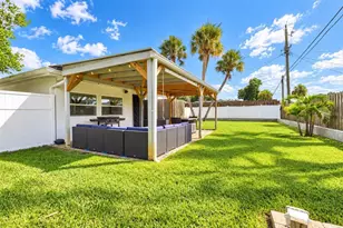 315 Azalea Rd, Venice, FL 34293 - Photo 27