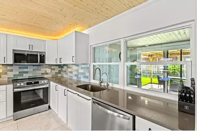 315 Azalea Road, Venice, FL 34293 - Photo 11