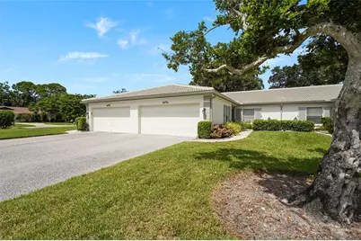 3032 Ringwood Meadow #17, Sarasota, FL 34235 - Photo 1