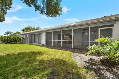 3032 Ringwood Meadow #17, Sarasota, FL 34235 - Photo 9