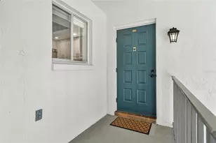 1647 Southwood St, Sarasota, FL 34231 - Photo 3