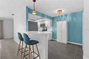 1647 Southwood St, Sarasota, FL 34231 - Photo 9