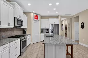 11241 McDermott Ct, Englewood, FL 34223 - Photo 27