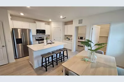 19916 Madera Circle, Venice, FL 34293 - Photo 3