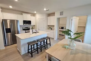 19916 Madera Cir, Venice, FL 34293 - Photo 3