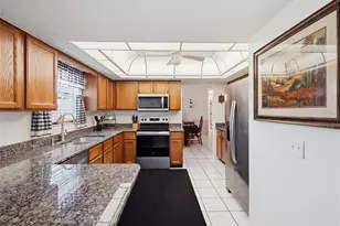 4272 Prairie View Dr, Sarasota, FL 34232 - Photo 27